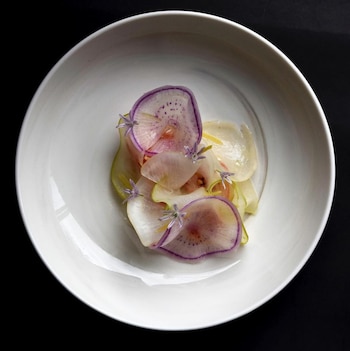 En Puerto Madero, está ubicado