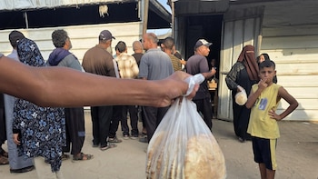 Las autoridades de Gaza acusan a Israel de una política de "hambre silenciosa" con restricciones a la ayuda