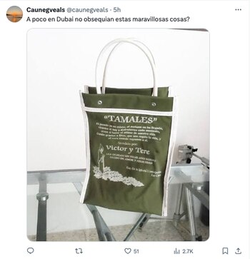 Mexicana en el extranjero pide algo de México y su madre le lleva un calendario de carnicería