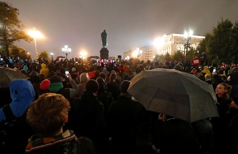 Protesta en Siberia reaviva las denuncias de fraude en las legislativas rusas