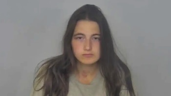 Madre de Dakota del Norte acusada de apuñalar a dos hijos