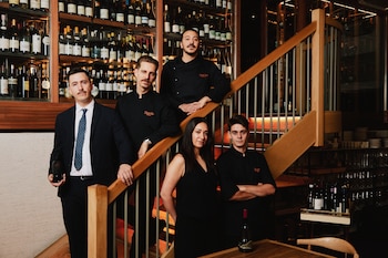 Equipo de Berria, el wine bar de Madrid recién galardonado por Wine Spectator (Cedida)
