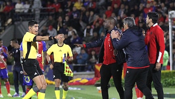 Técnico del América se perderá el inició de los cuadrangulares por sanción de Dimayor: en estos partidos no estará