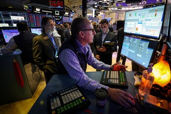 Las cotizaciones estuvieron bajo presión