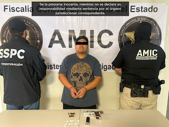 El bomba fue detenido en un operativo conjunto entre la Secretaría de Seguridad y Protección Ciudadana (SSPC), institución a cargo de Omar García Harfuch, y la Agencia Ministerial de Investigación Criminal (AMIC). (X @AlfonsoDurazo)