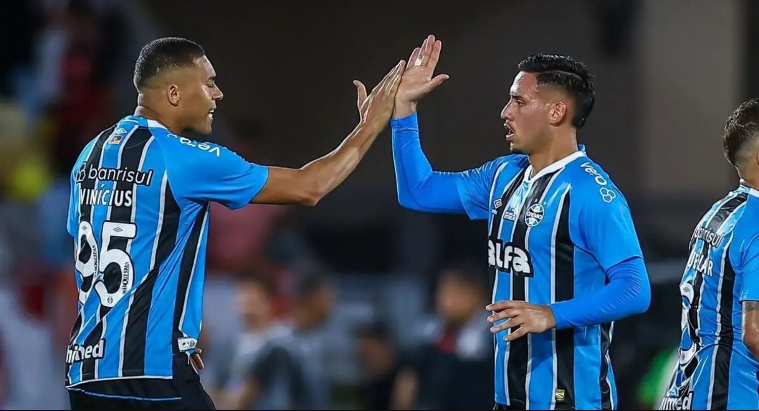 Erick Noriega no solo sostuvo a Gremio en la cancha, también proyectó su nombre más allá de Brasil, donde clubes europeos comienzan a observar con atención a un mediocampista que crece en silencio. (Gremio)