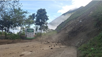 Lluvias intensas causan cierres y