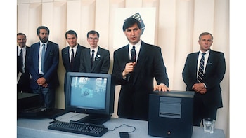 Steve Jobs presenta NeXT Computer