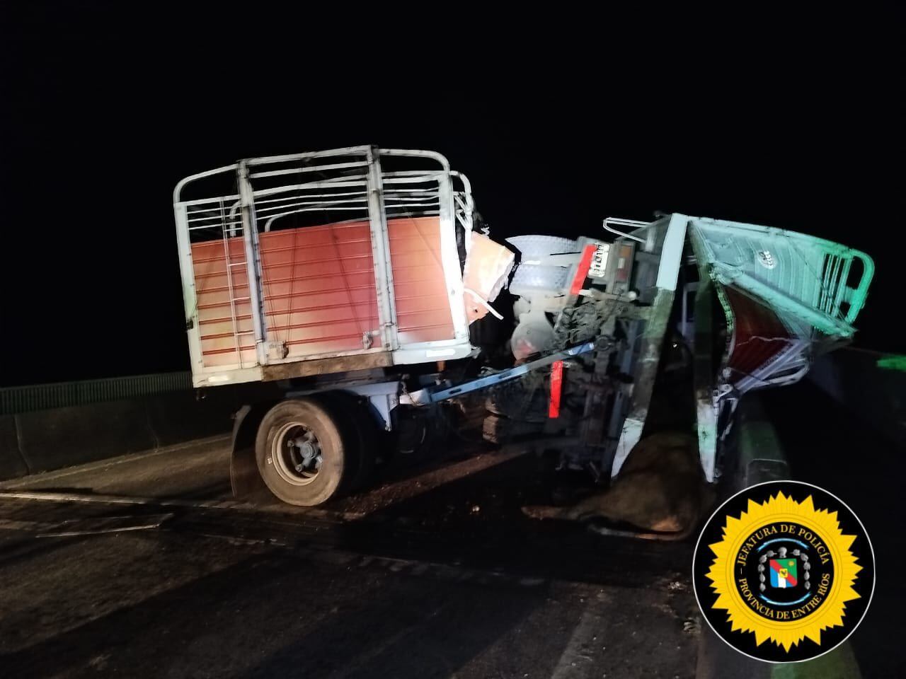 El tránsito estuvo interrumpido desde la madrugada hasta las 14 horas, generando un gran embotellamiento