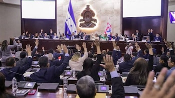 Congreso Nacional de Honduras conoce más de 20 cambios a la Ley Electoral y la oposición exige segunda vuelta