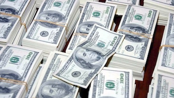 Dólar inicia sesión a la