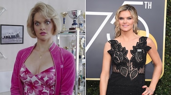 Fotografía dividida de mujer rubia en chaqueta rosa y top floral con ojos grandes; la misma mujer sonriente en vestido negro y pin Time's Up.
