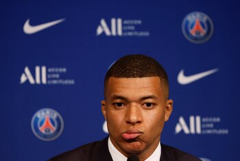 Mbappé fue criticado en París
