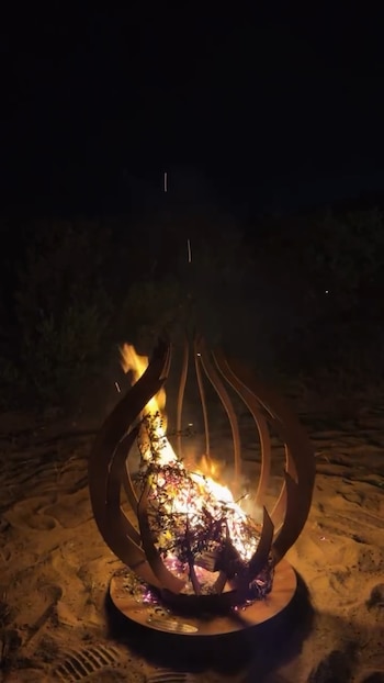 El fuego que abraza la