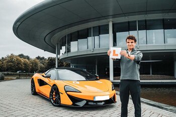 El británico con su McLaren