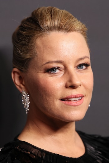 La presión sobre las mujeres en la maternidad y en roles familiares es uno de los desafíos que Banks busca transformar para eliminar patrones heredados (REUTERS/Etienne Laurent)