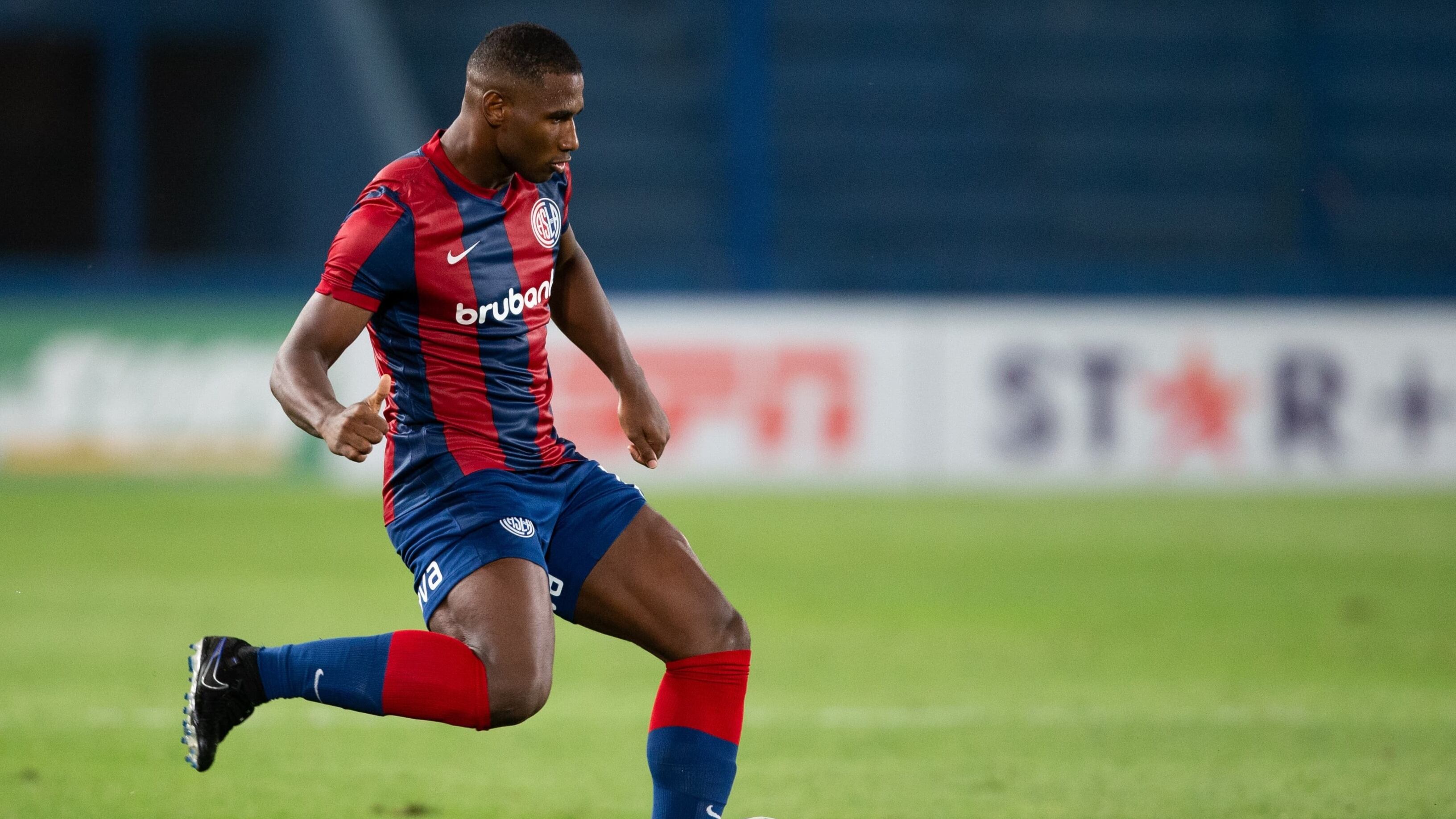 El defensor central Jhohan Romaña llegó a San Lorenzo tras jugar 35 partidos con Austin FC de la MLS en Estados Unidos - crédito Prensa San Lorenzo