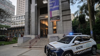 Robaron 8 grabados de Matisse