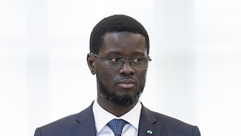 El presidente de Senegal destituye a su primer ministro en un pulso por el poder legislativo