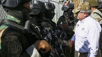 Ministro de Defensa supervisó los