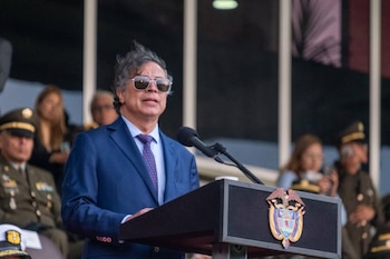 Durante el ascenso de 783