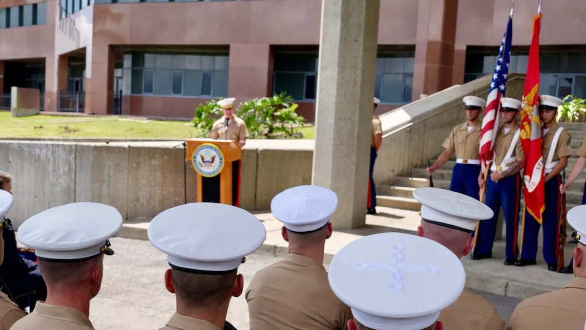 Imagen de la noticia: Estados Unidos reactivó el destacamento de seguridad de los Marines en su embajada de Venezuela