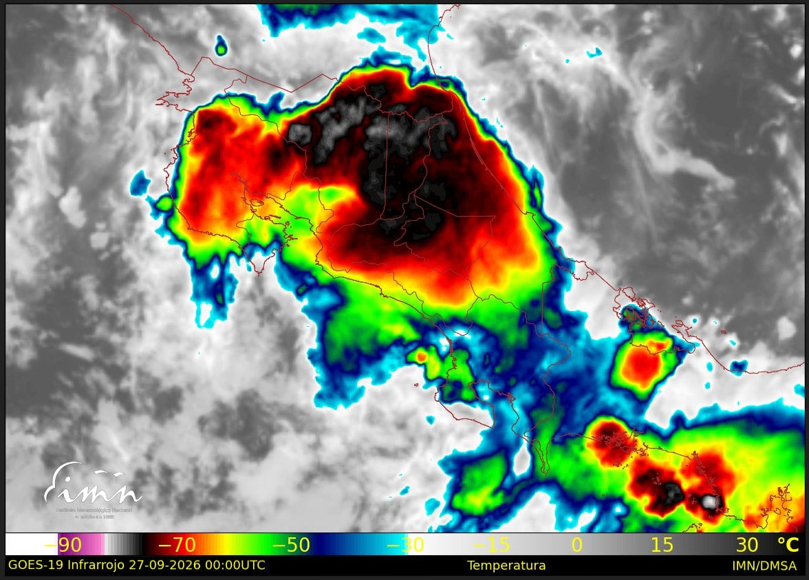 La Onda Tropical 47 se desplaza hacia el oeste a una velocidad de 28 kilómetros por hora sobre Costa Rica. (Cortesía: Instituto Meteorológico Nacional )