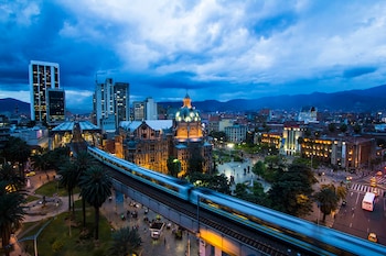 La ampliación temporal de horarios en diez corredores turísticos de Medellín busca fortalecer el sector del entretenimiento durante la Feria de las Flores 2026 - crédito Alcaldía de Medellín