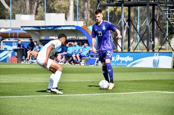 Zenón es seguido por Javier