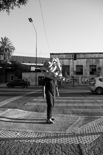 La muestra de Sassani desarrolla