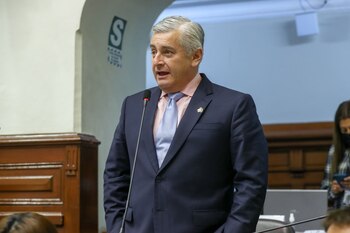 El congresista Juan Carlos Lizarzaburu, de la bancada de Alianza Para el Progreso (APP). (Foto: Andina)