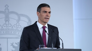 Sánchez asegura que estudia medidas