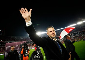 El River de Demichelis alzó