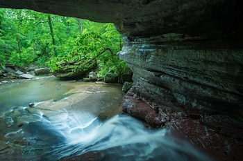 La Cueva del Río Perdido