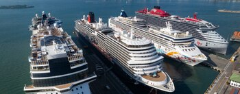 Cruceros en la bahía de