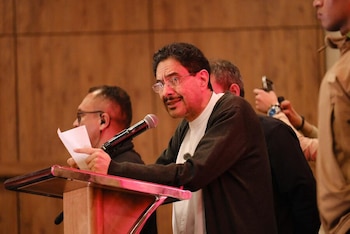 Iván Cepeda plantea una mayor intervención estatal, reforma tributaria progresiva y transición energética enfocada en renovables - crédito Colprensa