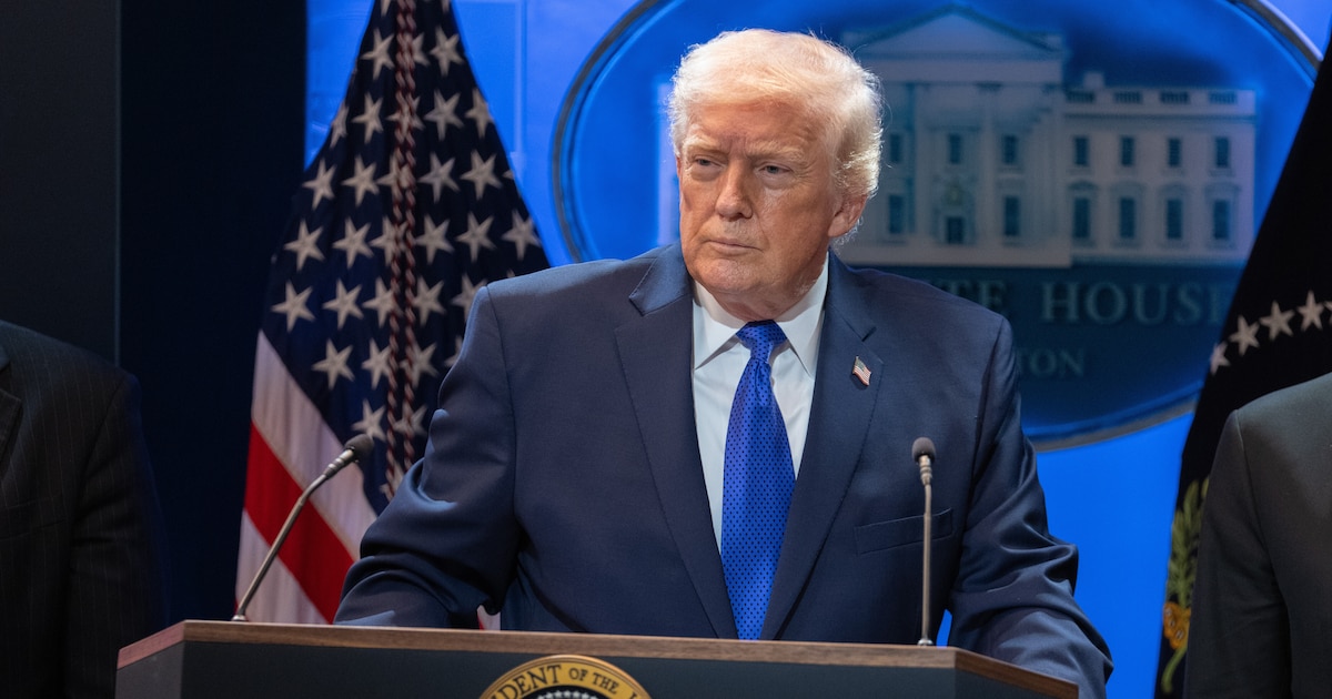 Trump advierte a Irán: "Sin acuerdo, será un día devastador" Trump advierte a Irán: "Sin acuerdo, será un día devastador"