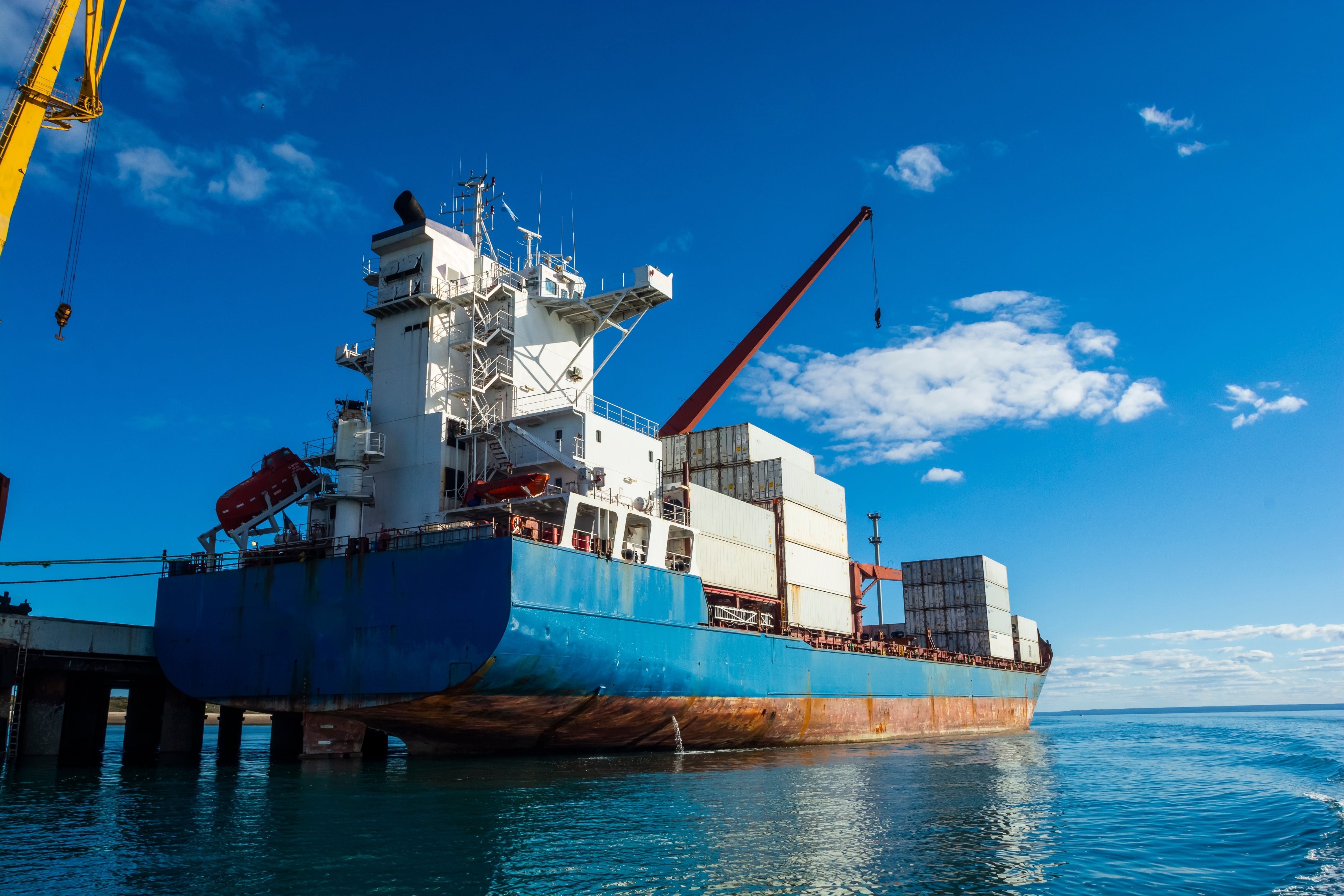 Una mayor demanda europea de alimentos implica más contenedores refrigerados, mayor exigencia en trazabilidad y certificaciones sanitarias, y presión sobre la capacidad de puertos y accesos viales (Foto: Shutterstock)