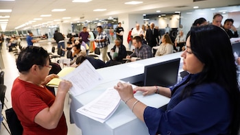Gobierno federal reduce casi a la mitad los trámites y baja costos administrativos, informa ATDT