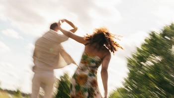 Las personas con trastorno evitativo de la personalidad tienen dificultades para relacionarse y establecer vínculos afectivos seguros