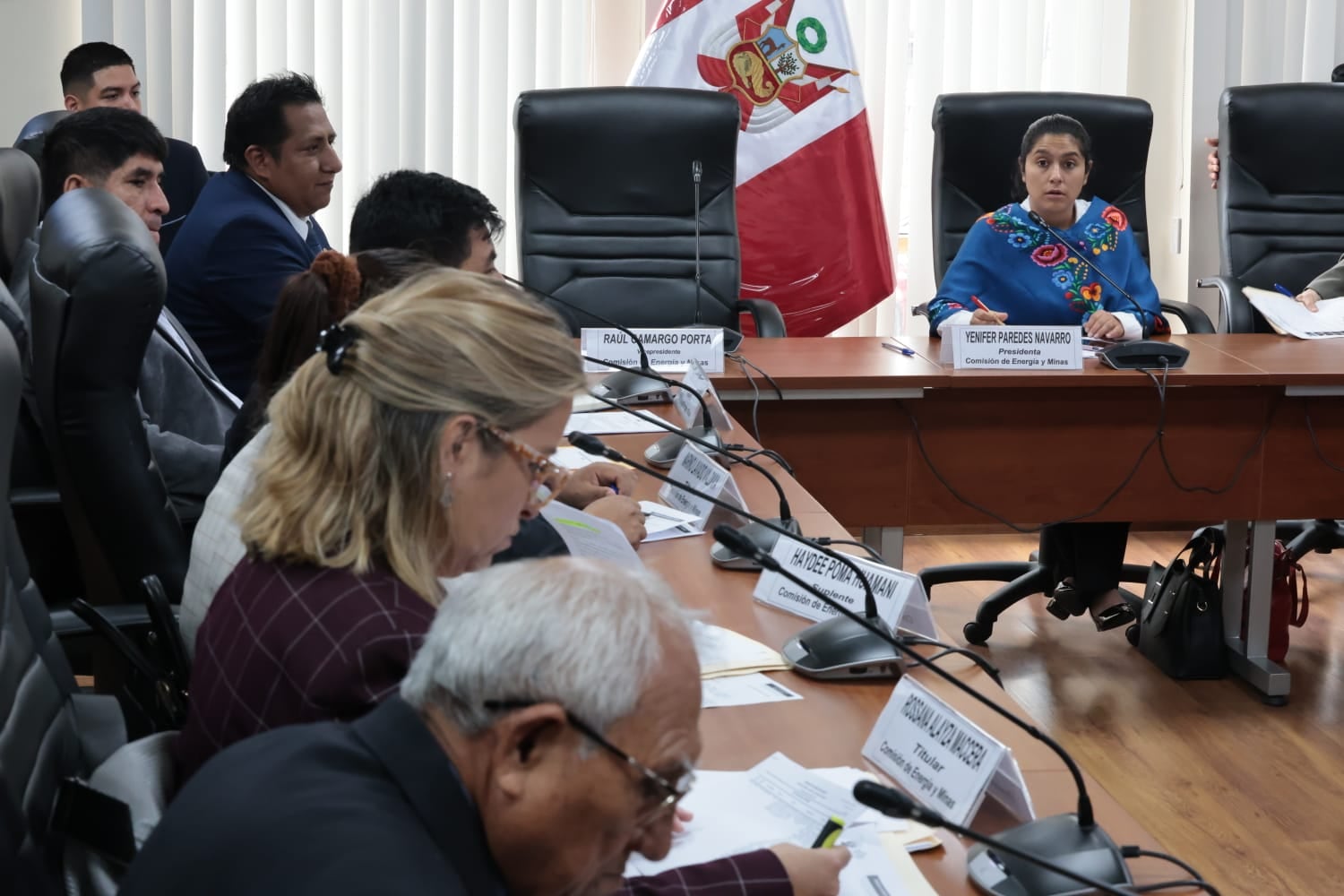 La Comisión de Energía y Minas del Congreso, presidida por la diputada Yenifer Paredes (JP) rechazó el pedido de facultades legislativas presentado por el gobierno de Keiko Fujimori. (Foto: Congreso de la República)