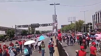 AICM docentes. (Foto: @OVIALCDMX)