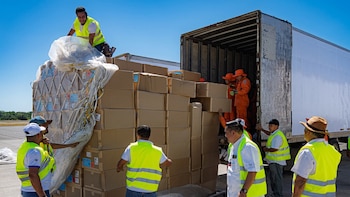 El gobierno salvadoreño entregará material