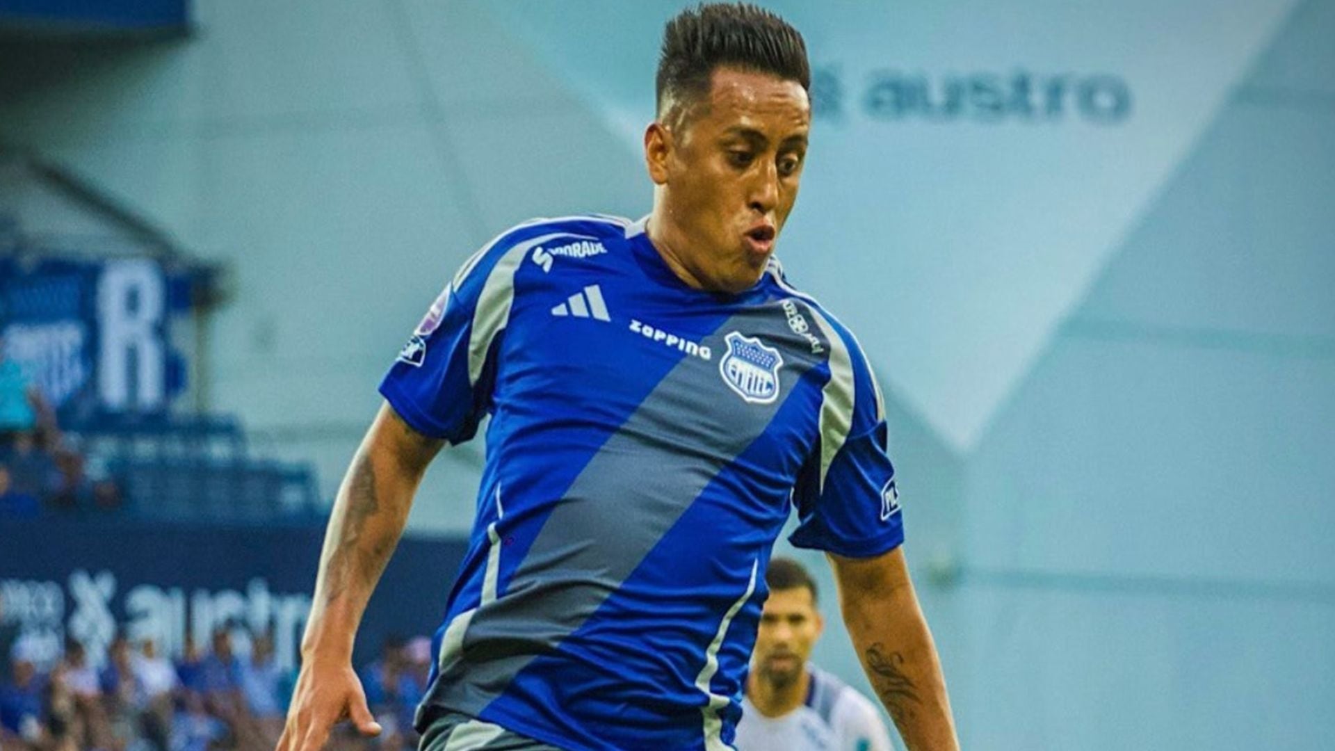 Christian Cueva ha sido criticado por su exceso de peso en Ecuador en medio de su paso por Emelec. - créditos: Emelec