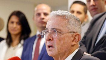 Uribe: "mis antagonistas políticos han