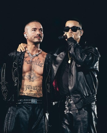 El cantante interpreta más de