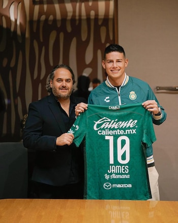 James Rodríguez firmó con León