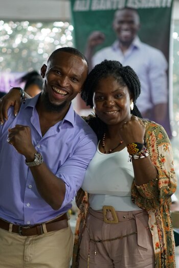 Alí Bantú Ashanti y Francia