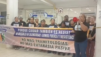 Cuidadoras se unieron en protesta