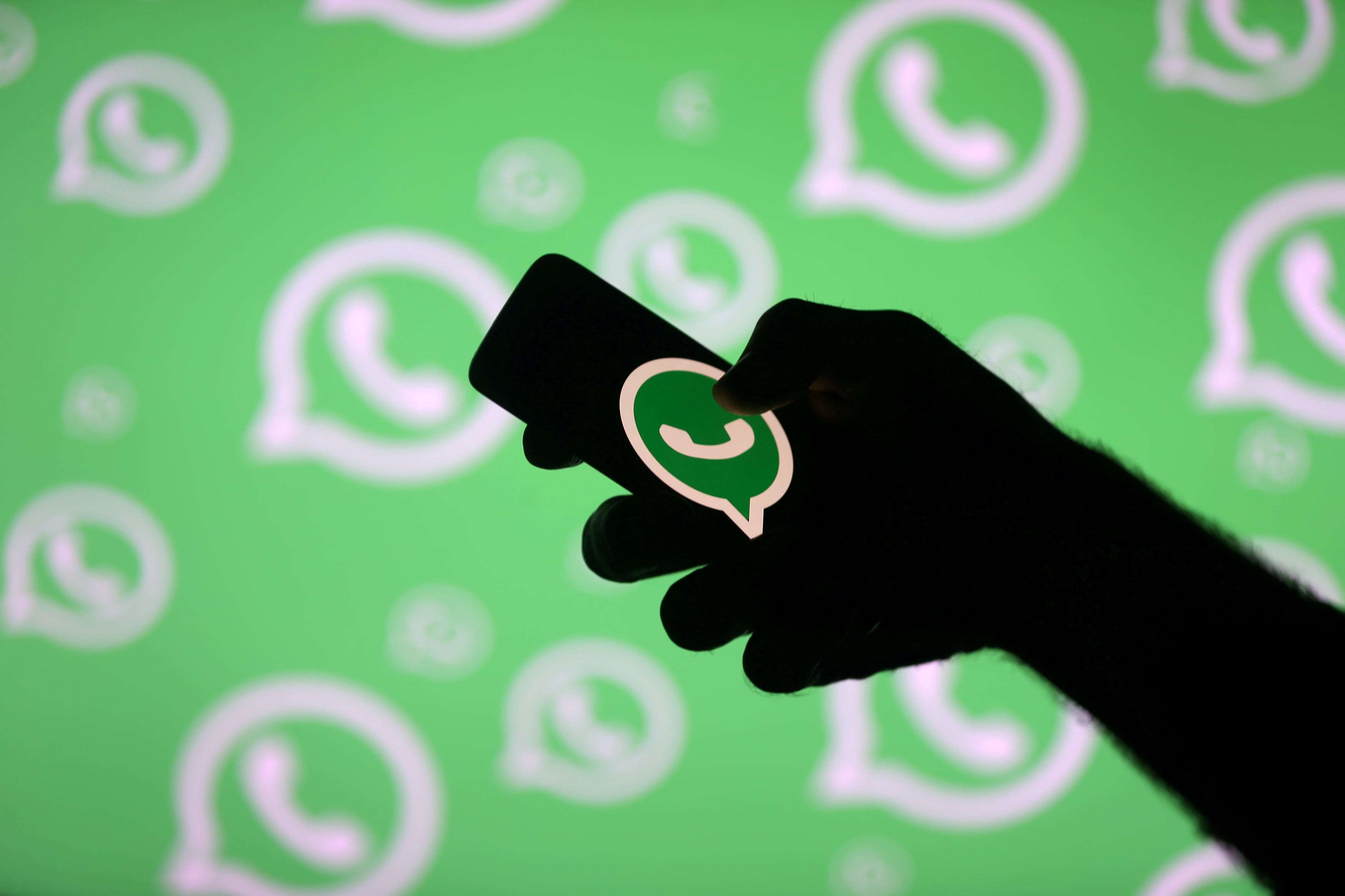 WhatsApp incorpora novedades a modelos recientes y quita el soporte a dispositivos antiguos. (Foto: REUTERS/Dado Ruvic/File Photo)